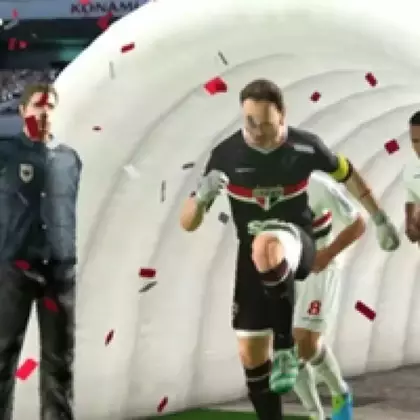 Первый патч PES 14 добавит в игру сетевой мультиплеер