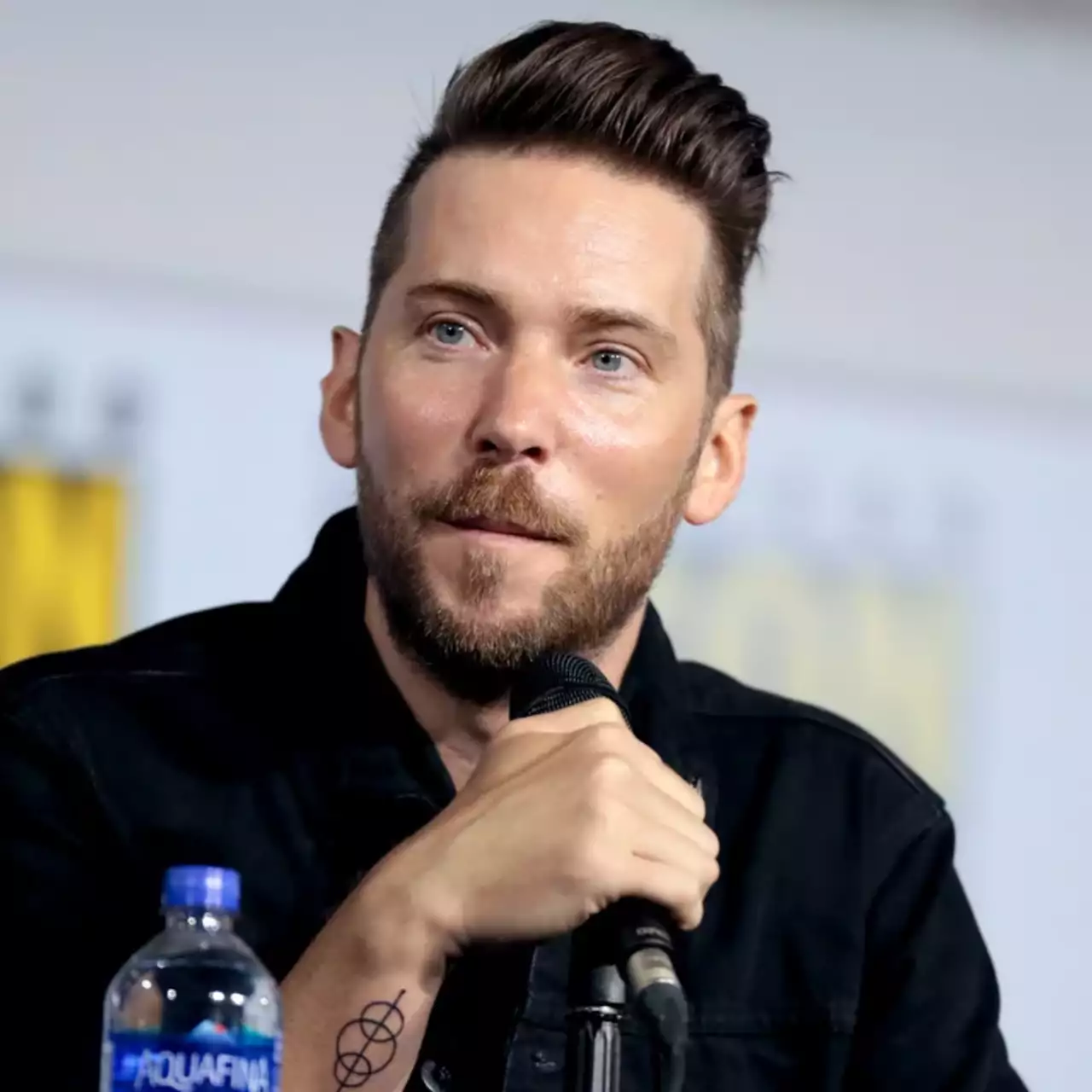 Актер, озвучивший Джоэла в The Last of Us, призвал не демонизировать искусственный интеллект