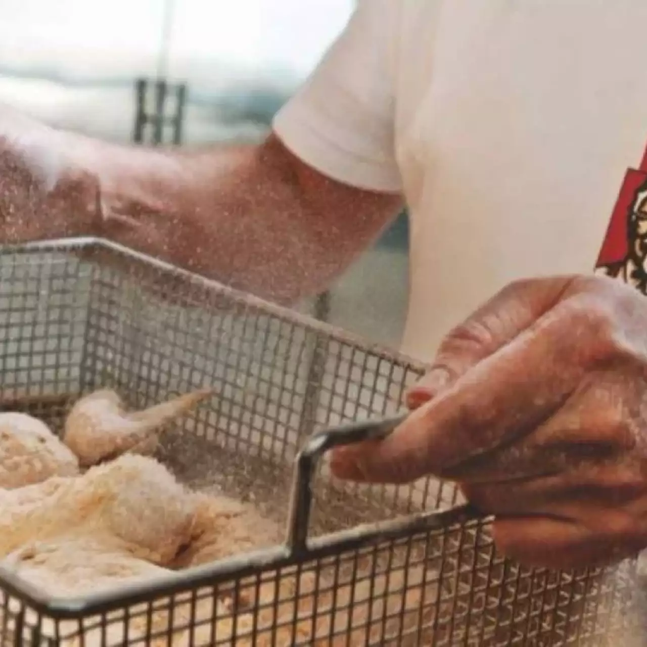 Сотрудники ресторанов KFC обязаны будут обучаться готовить в VR-игре The Hard Way