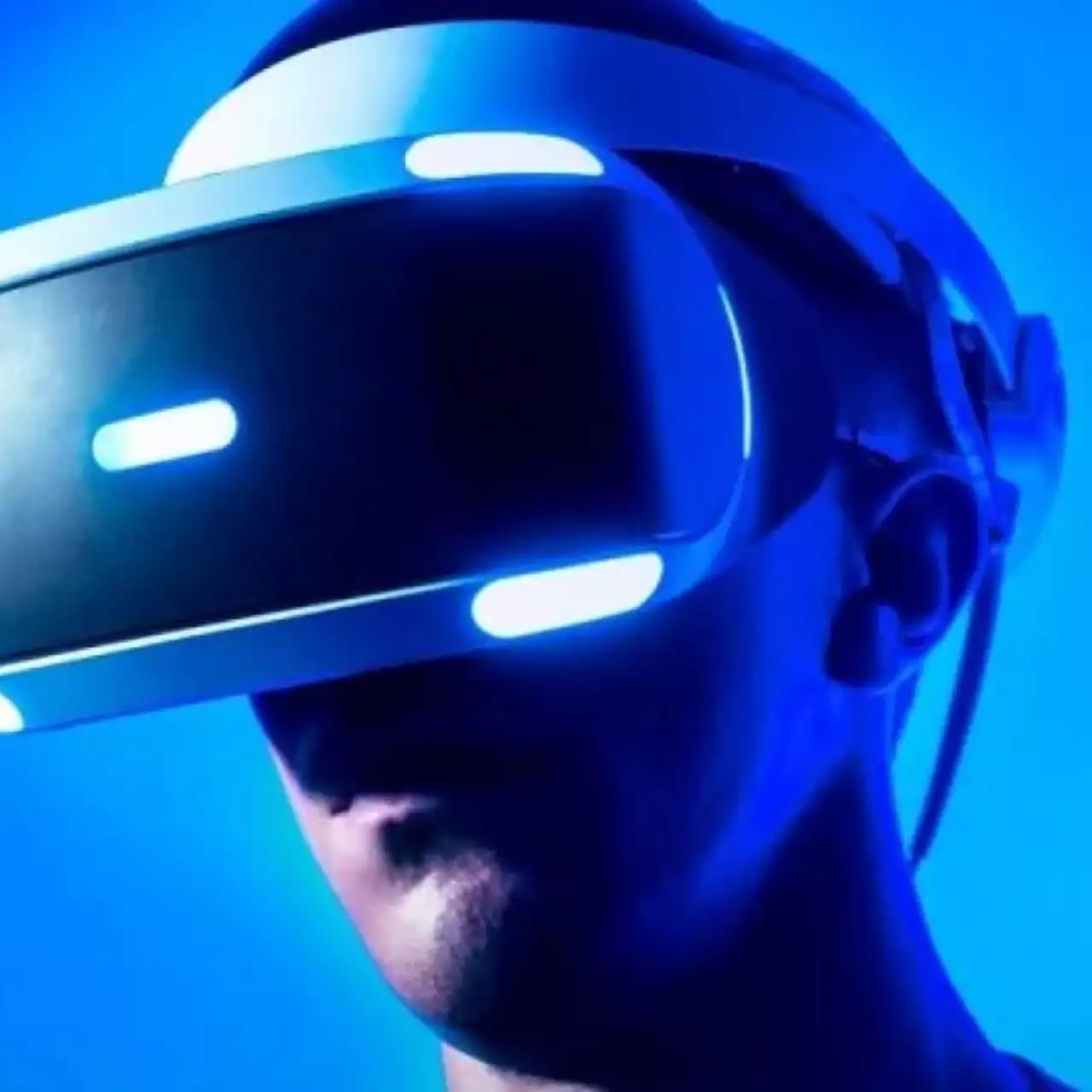 Sony снизила цену на PlayStation VR до 22 999 рублей