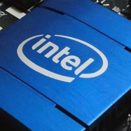 СМИ: Цена процессоров Intel Core i9-9900K составит около 45 тысяч рублей