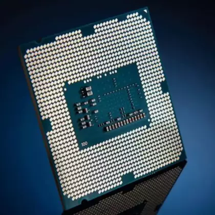 Появились первые тесты процессора Intel Core i7 9700K