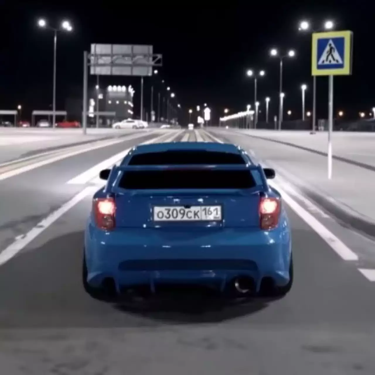 «Накрыла ностальгия» — русскоязычный ютубер снял реалистичную пародию на Need for Speed