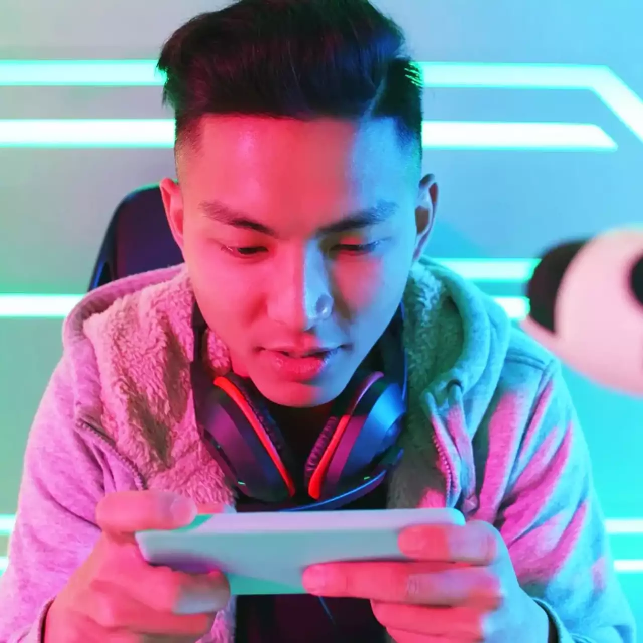 Халява: сразу 10 игр и 5 программ отдают бесплатно и навсегда в Google Play и App Store