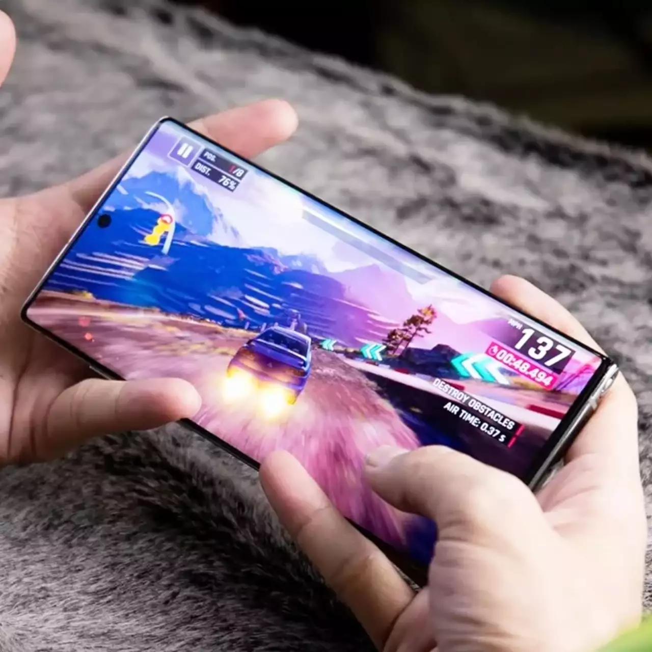 Халява: сразу 10 игр и 6 программ отдают бесплатно в Google Play и App Store. Есть гонки с грудастыми красавицами